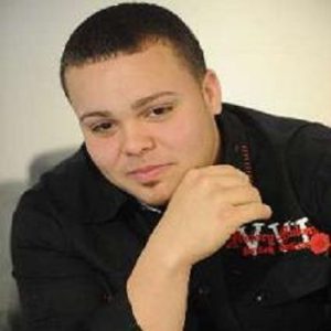 CARLOS DE CASTRO - BAJO